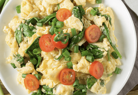 egg and spinach scramble